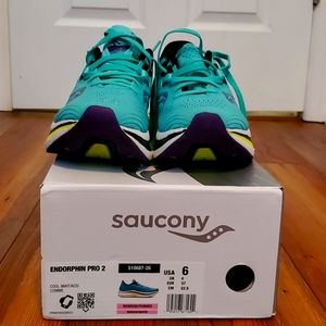 Saucony endorphin pro 2 size 6 cool mint/acid